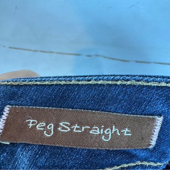 Paige | Peg Straight Jean, 31 - Picture 9 of 11